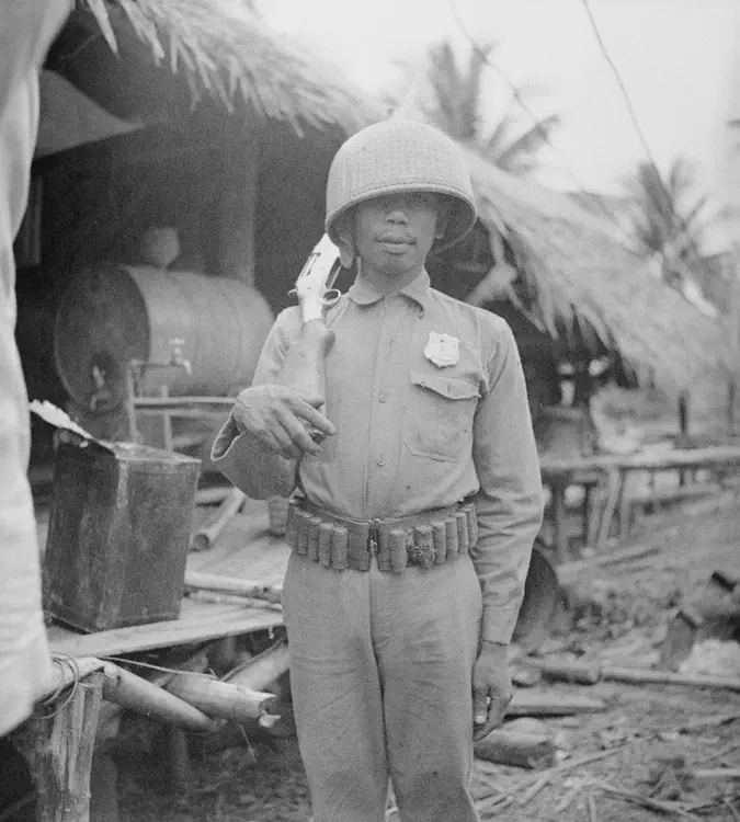 September 11, 1933. Dulauan [Datu Piang], Cotabato Prov. [Maguindanao province] Bagungan's body guard.