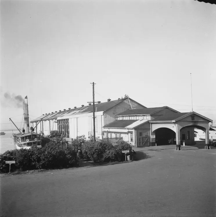 (Pier 1, Manila, 1935). Laguna Province & Manila, Philippines. January 4? 1935. S.S. Miley at Pier 1. Manila. 11 1/50.