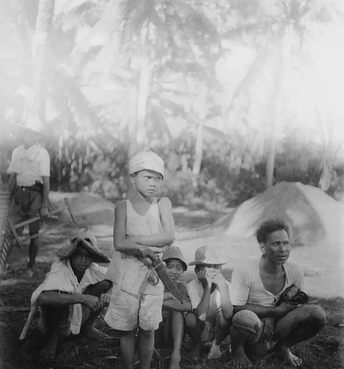 Pila, Laguna, 1934. 'Barrios E of Pila, Esmalla's area, Laguna. Jan. 20 '34. Boys at Oogong river. 3.8 1/10. Eastman SS Panchromatic.'